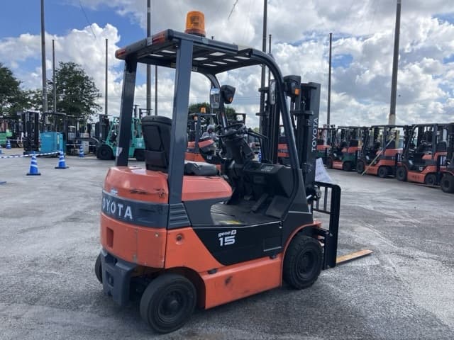 Battery Forklift — Auction (lot 8456-2101)