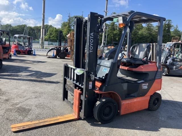Battery Forklift — Auction (lot 8456-2102)