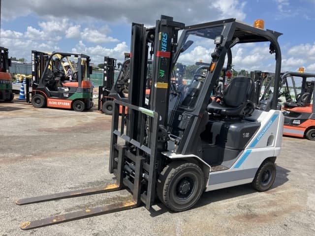 Forklift — Auction (lot 8456-2104)