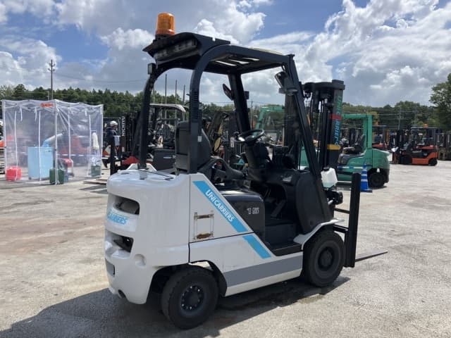 Forklift — Auction (lot 8456-2104)