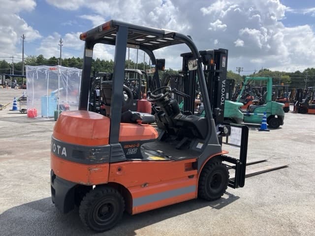 Battery Forklift — Auction (lot 8456-2106)