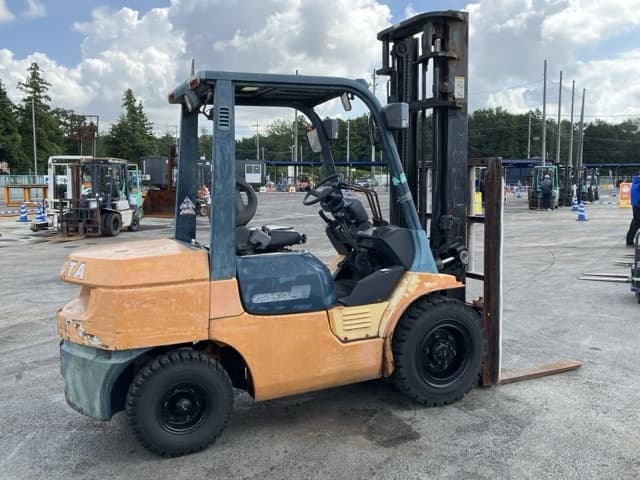 Forklift — Auction (lot 8456-2115)