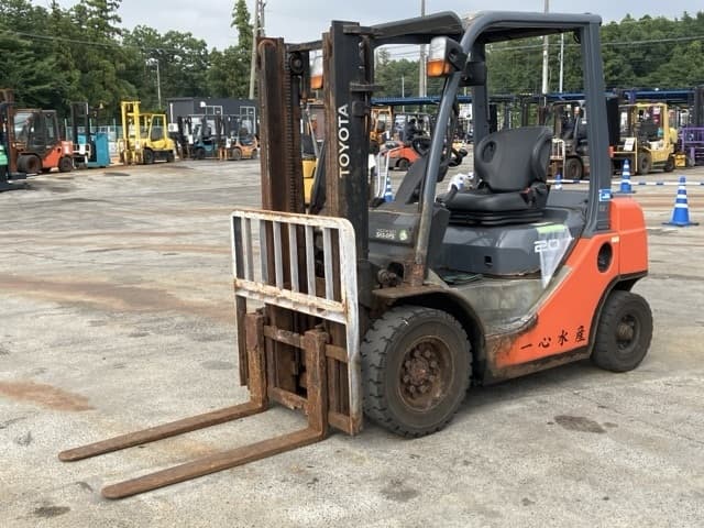 Forklift — Auction (lot 8456-2118)