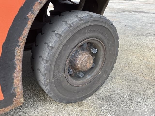 Forklift — Auction (lot 8456-2118)