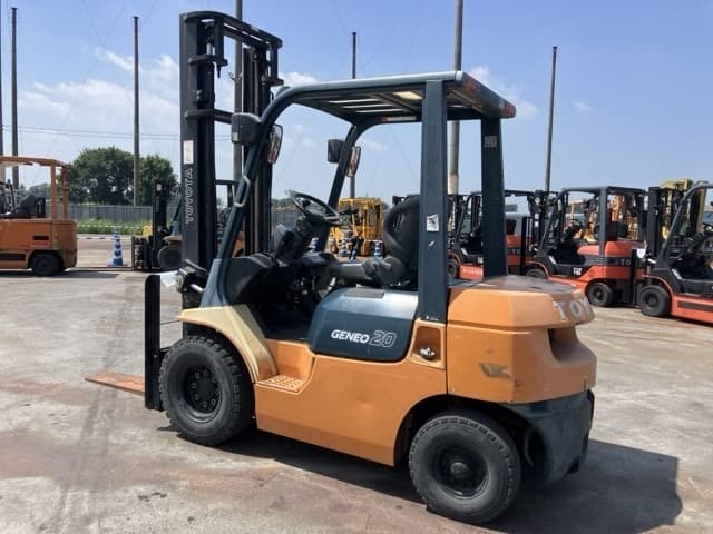 Forklift — Auction (lot 8456-2121)