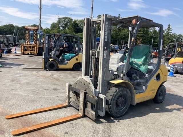 Forklift — Auction (lot 8456-2122)