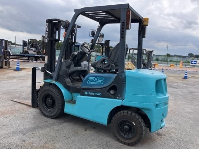 Forklift — Auction (lot 8456-2124)