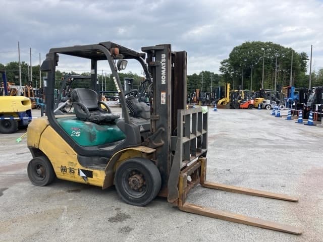 Forklift — Auction (lot 8456-2125)