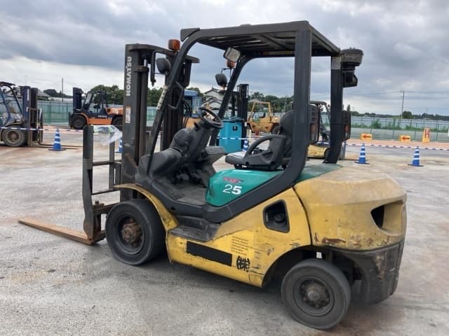Forklift — Auction (lot 8456-2125)