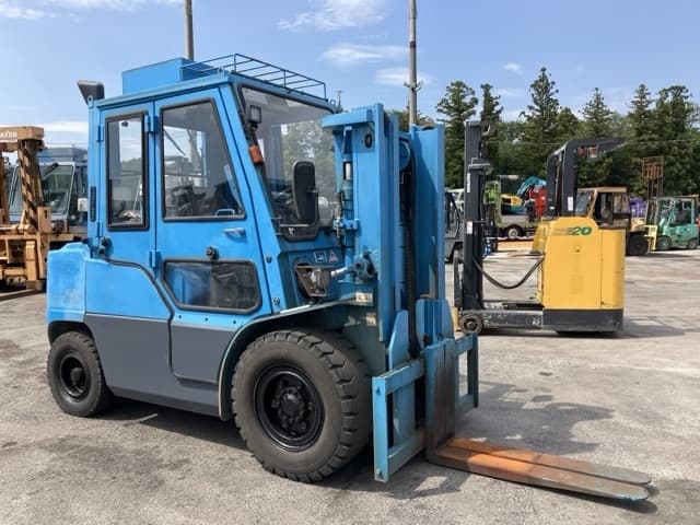Forklift — Auction (lot 8456-2129)