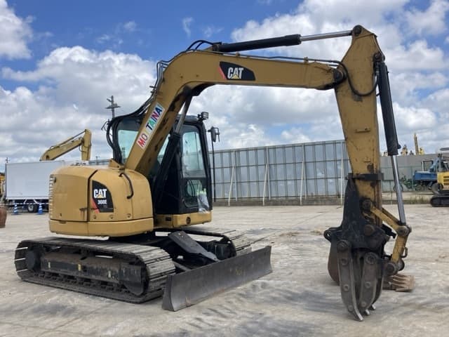 EXCAVATOR — Auction (lot 8456-213)
