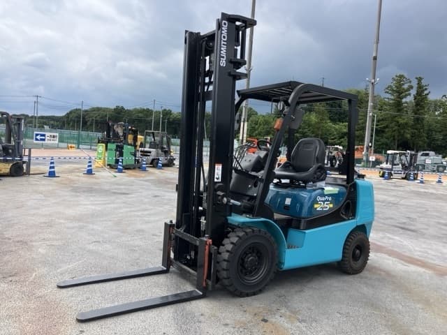 Forklift — Auction (lot 8456-2133)