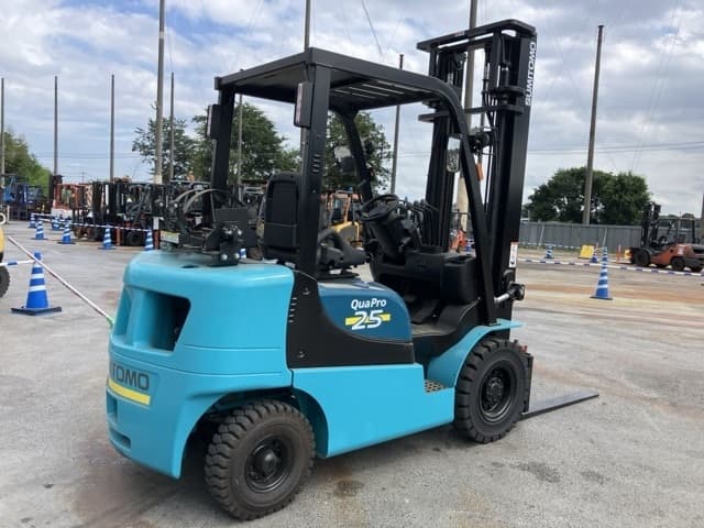 Forklift — Auction (lot 8456-2133)