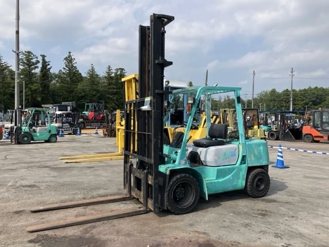 Forklift — Auction (lot 8456-2135)