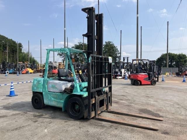 Forklift — Auction (lot 8456-2135)