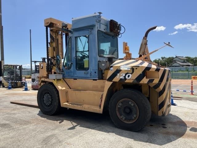 Forklift — Auction (lot 8456-2138)