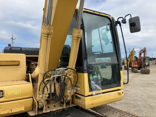 EXCAVATOR — Auction (lot 8456-215)