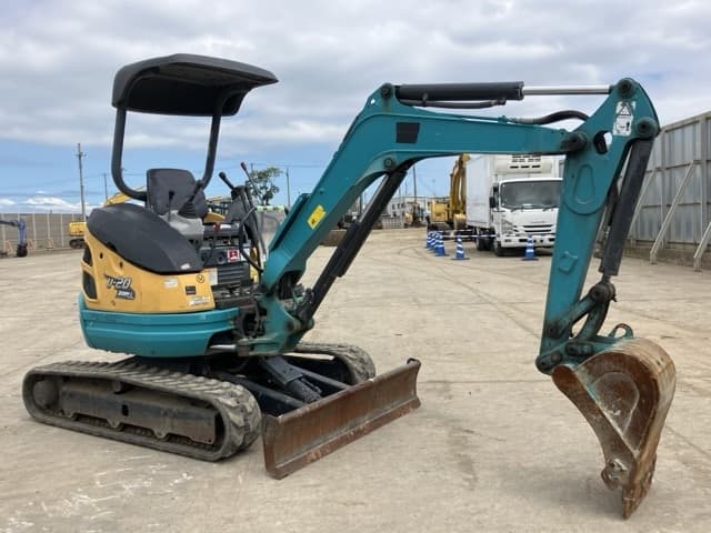 MINI EXCAVATOR — Auction (lot 8456-217)