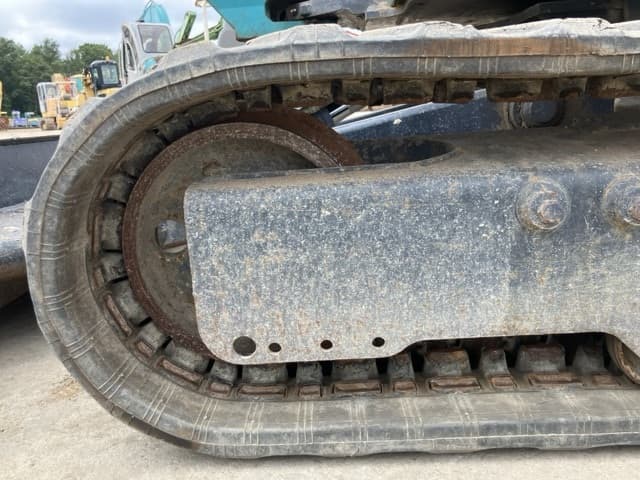 MINI EXCAVATOR — Auction (lot 8456-217)