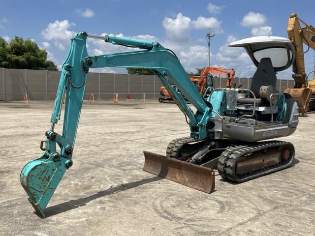 MINI EXCAVATOR — Auction (lot 8456-218)