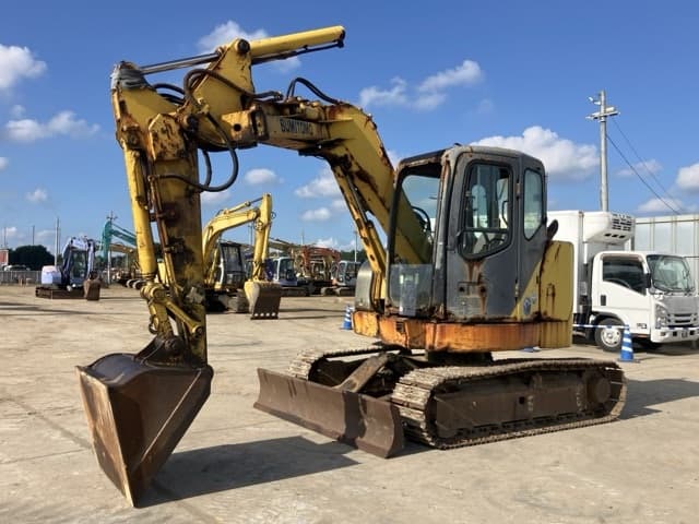 EXCAVATOR — Auction (lot 8456-219)