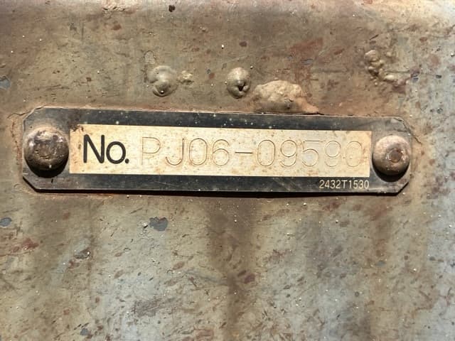MINI EXCAVATOR — Auction (lot 8456-220)