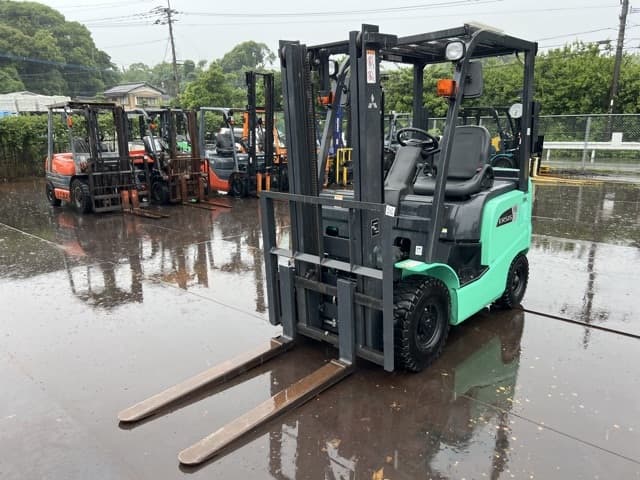 Forklift — Auction (lot 8456-22003)