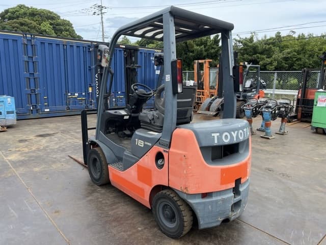 Forklift — Auction (lot 8456-22004)