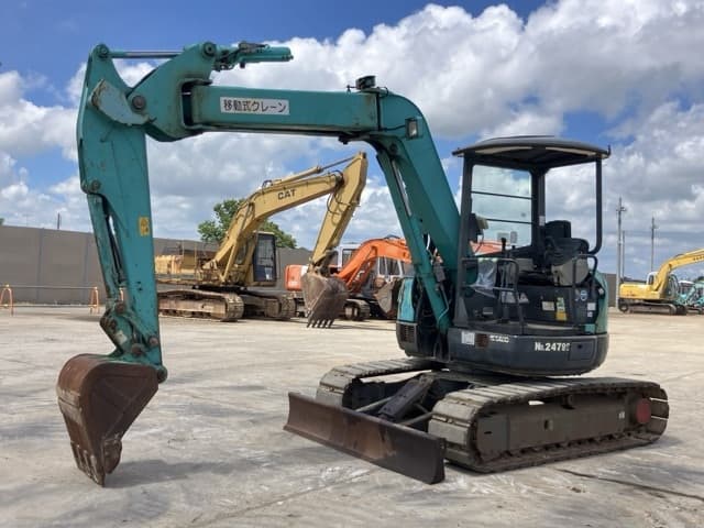 MINI EXCAVATOR — Auction (lot 8456-221)