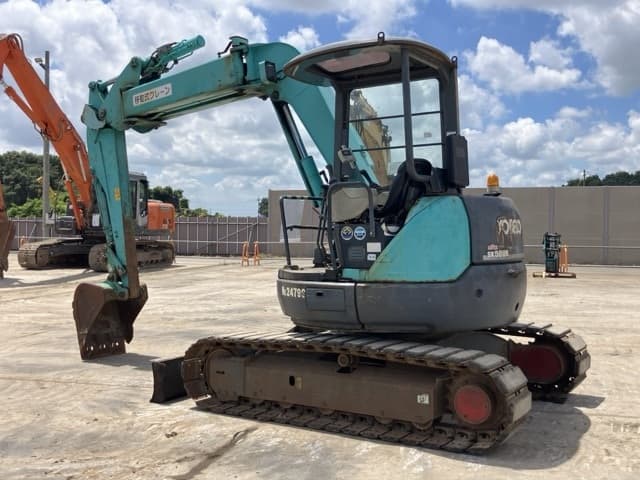 MINI EXCAVATOR — Auction (lot 8456-221)