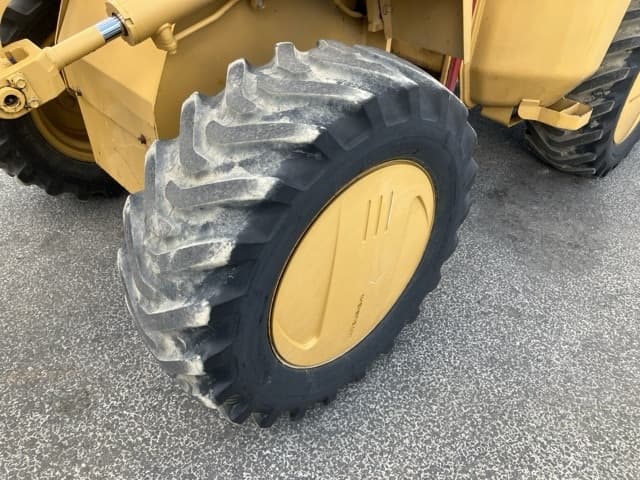 MINI WHEEL LOADER — Auction (lot 8456-224)