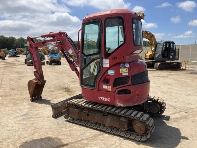 MINI EXCAVATOR — Auction (lot 8456-227)