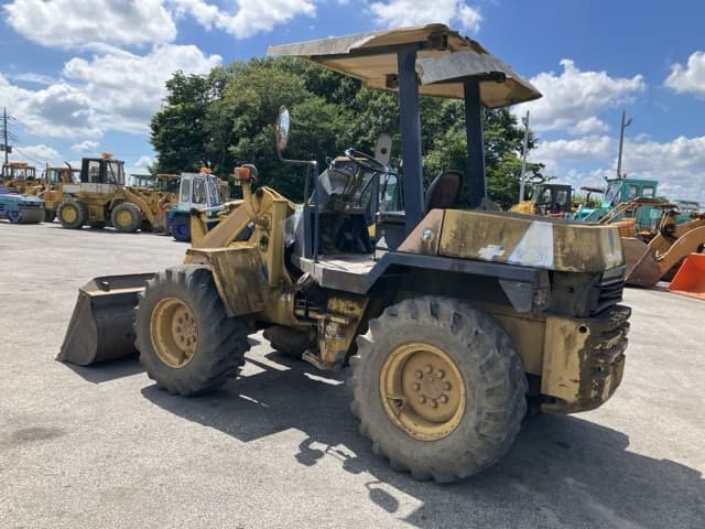 MINI WHEEL LOADER — Auction (lot 8456-230)