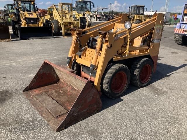 SKID STEER LOADER — Auction (lot 8456-236)