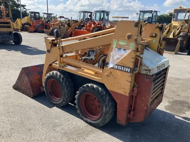 SKID STEER LOADER — Auction (lot 8456-236)