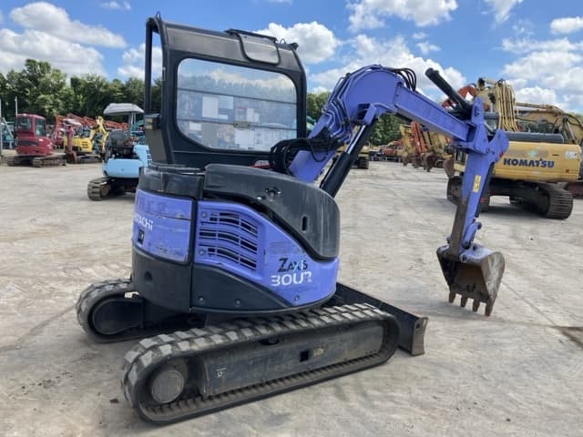MINI EXCAVATOR — Auction (lot 8456-237)