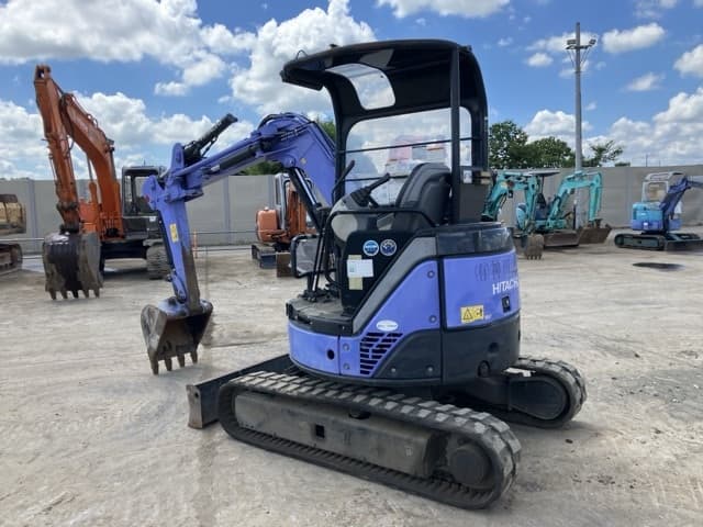 MINI EXCAVATOR — Auction (lot 8456-237)