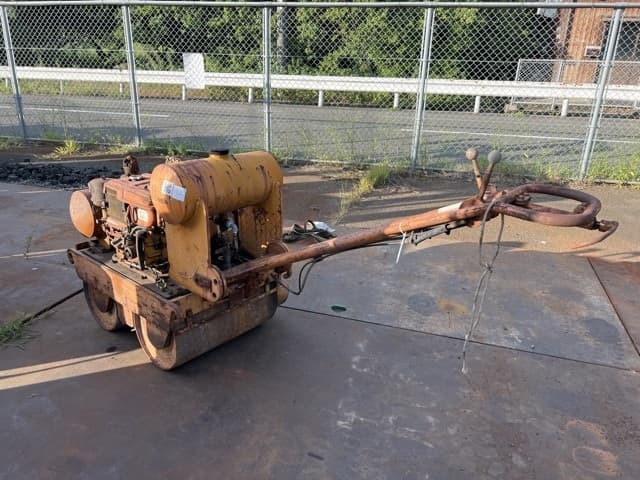 Hand Guided Roller — Auction (lot 8456-23801)