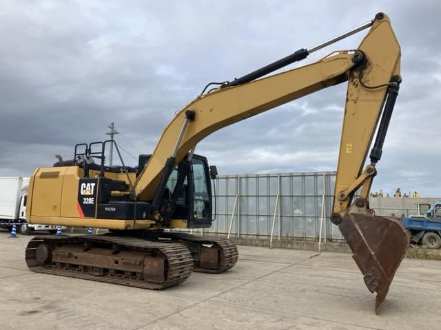 EXCAVATOR — Auction (lot 8456-24)