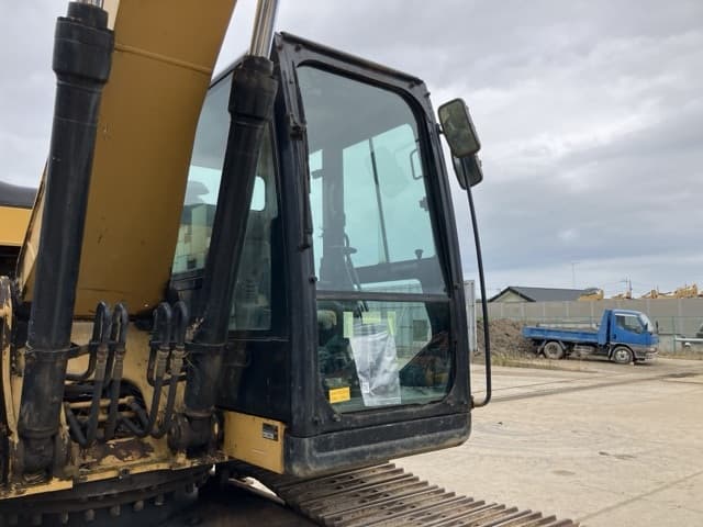 EXCAVATOR — Auction (lot 8456-24)