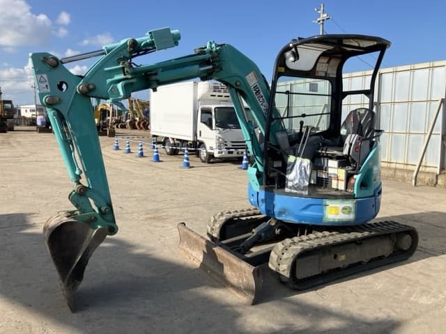 MINI EXCAVATOR — Auction (lot 8456-240)