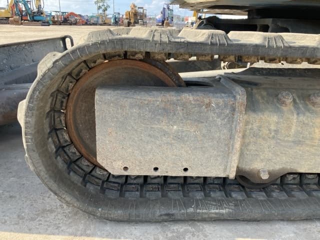 MINI EXCAVATOR — Auction (lot 8456-240)