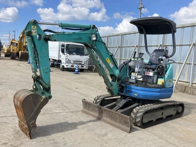 MINI EXCAVATOR — Auction (lot 8456-241)