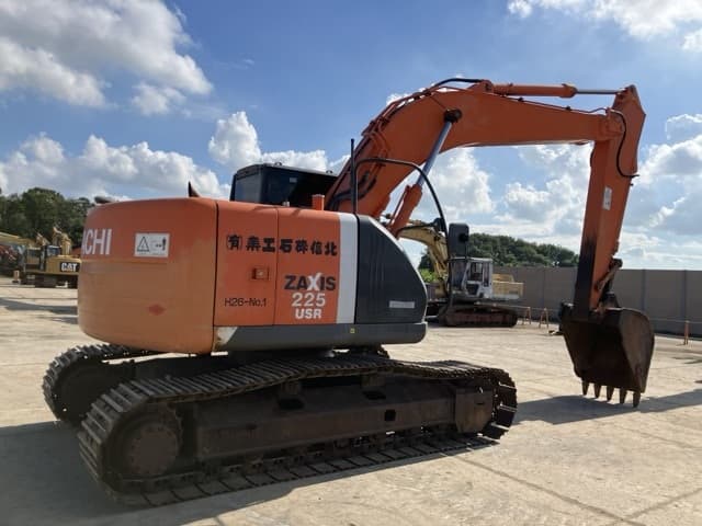 EXCAVATOR — Auction (lot 8456-242)