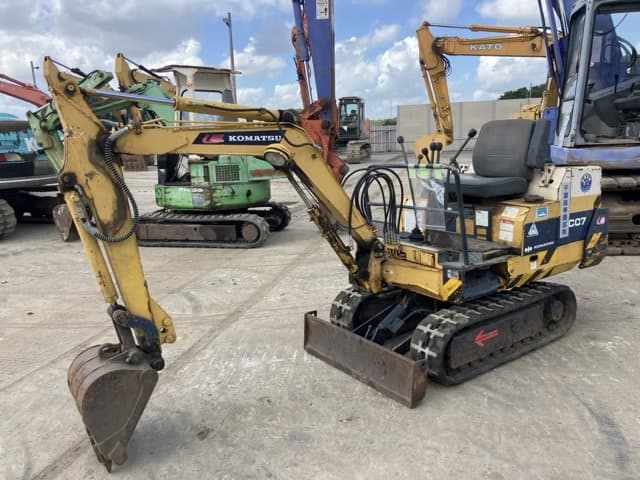 MINI EXCAVATOR — Auction (lot 8456-249)