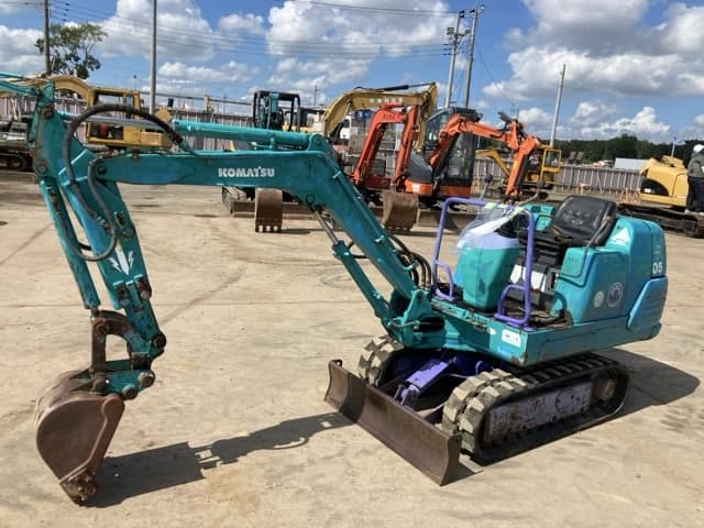 MINI EXCAVATOR — Auction (lot 8456-252)