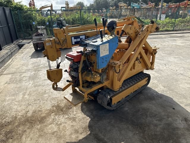 MINI CRAWLER CRANE — Auction (lot 8456-254)