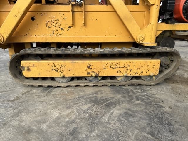 MINI CRAWLER CRANE — Auction (lot 8456-254)