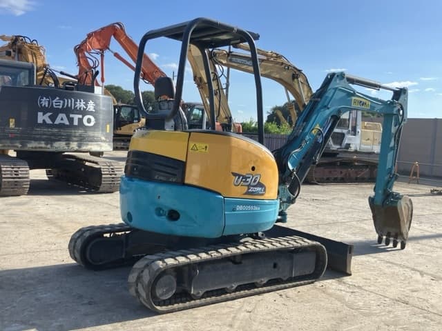 MINI EXCAVATOR — Auction (lot 8456-259)