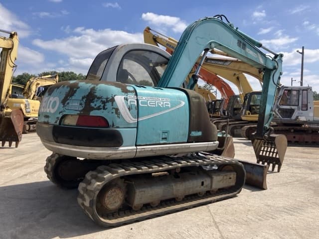 EXCAVATOR — Auction (lot 8456-26)